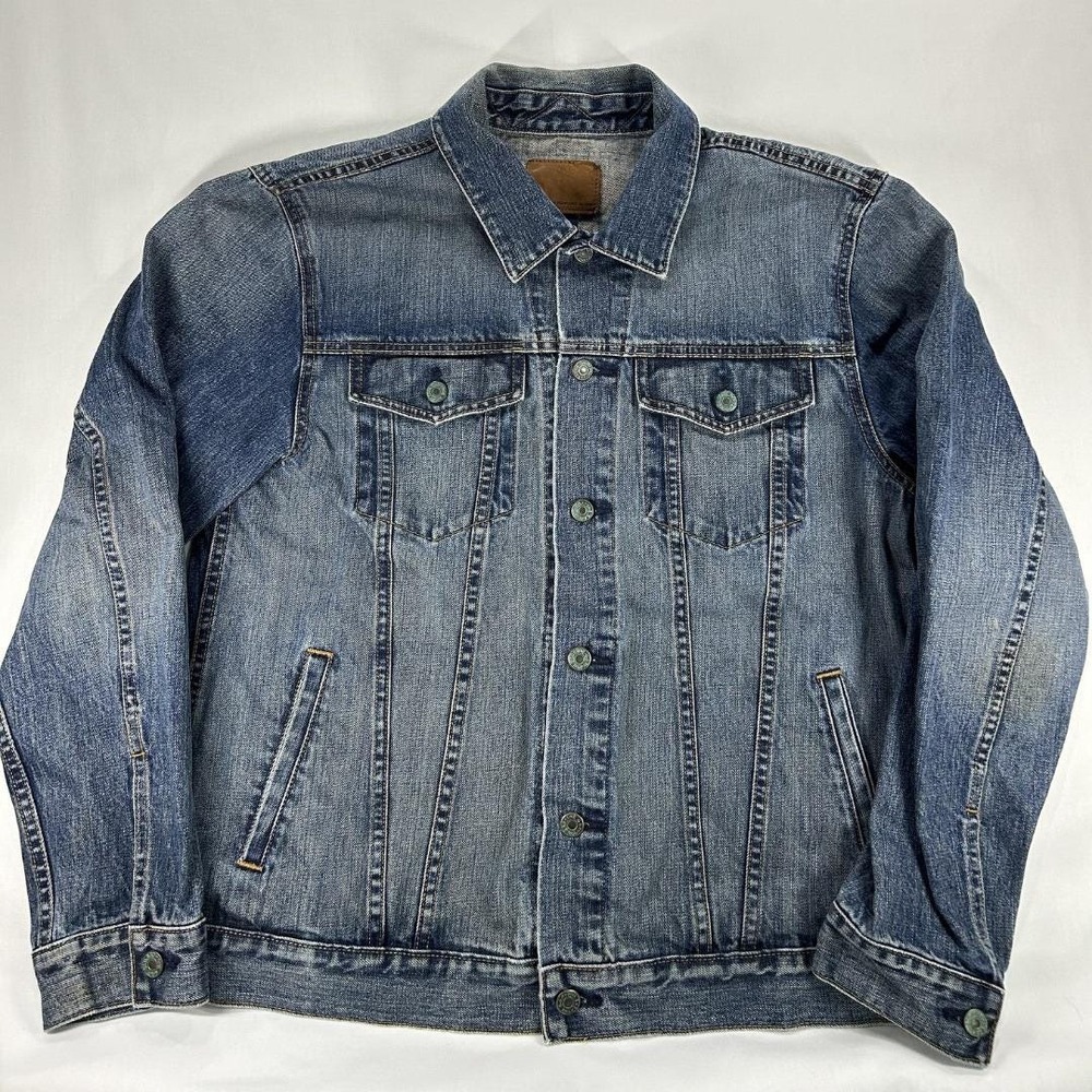 Gap Vintage 90s Woman's Classic Oversized Trucker Jacket Large Medium Wash Denim